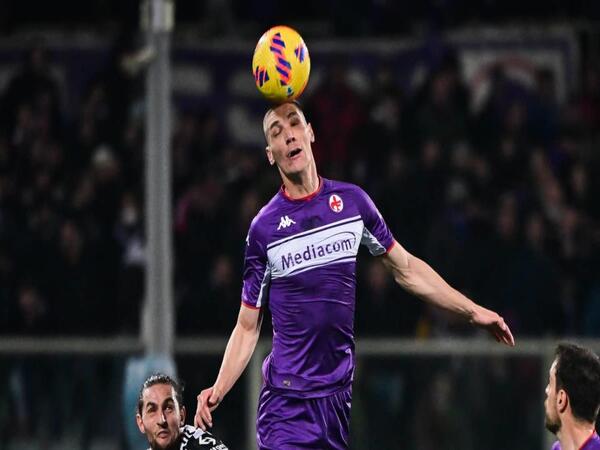 Direktur Fiorentina yaitu Joe Barone, menegaskan jika dirinya ingin mempertahankan Nikola Milenkovic untuk musim depan / via Yahoo Sport