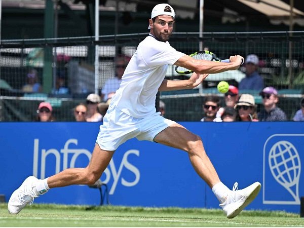 Felix Auger Aliassime gugur, Maxime Cressy tembus semifinal di Newport