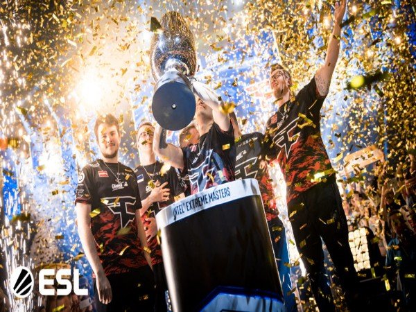 Hantam NaVi Dalam Final Epik di IEM Cologne 2022, FaZe Clan Juara