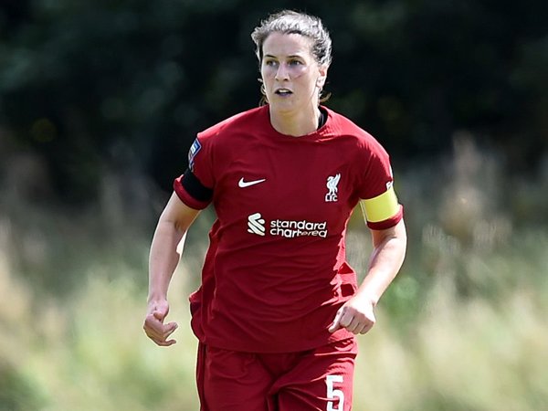 Liverpool FC Women Perpanjang Kontrak Niamh Fahey