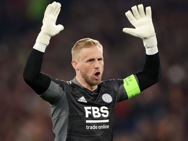 Brendan Rodgers bahas pengganti Kasper Schmeichel.