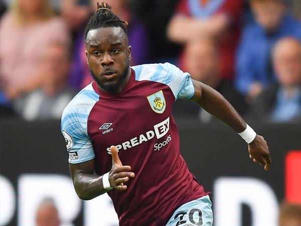 West Ham Resmi Daratkan Pemain Sayap Burnley, Maxwel Cornet