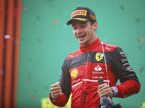 Ferrari tak mau Charles Leclerc ubah gaya balapnya.
