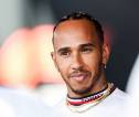 Lewis Hamilton Tidak Akan Pensiun Sebelum Patahkan Rekor Schumacher