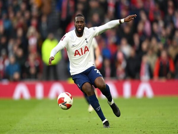 Napoli dilaporkan akan segera menuntaskan transfer Tanguy Ndombele dari Tottenham Hotspur / via Getty Images