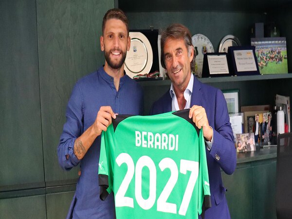 Domenico Berardi resmi meneken kontrak baru bersama Sassuolo hingga tahun 2027 / via Istimewa