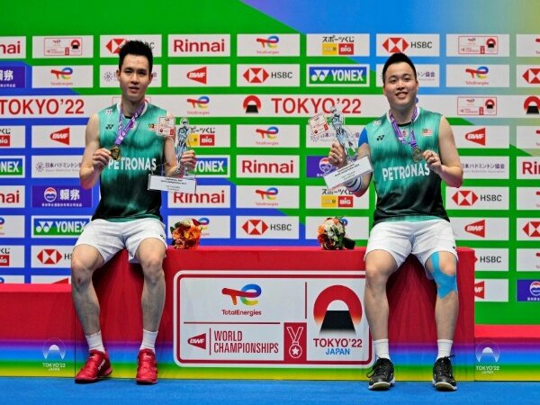 Kalahkan Ahsan/Hendra, Aaron/Wooi Yik Juara Dunia 2022