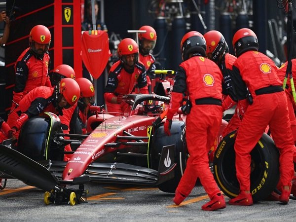 Ralf Schumacher Bingung Ferrari Terus Lakukan Kesalahan