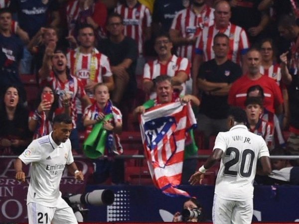 Atletico Madrid hukum tiga fans yang terlibat insiden rasis