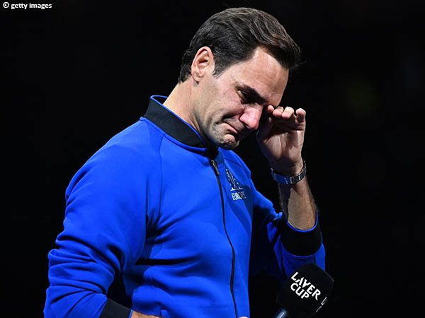 Roger Federer curahkan perasaan usai perjalanan sempurna berakhir