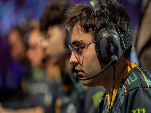 Evil Geniuses Konfirmasi Bawa Kaori Sebagai AD Carry untuk Worlds 2022