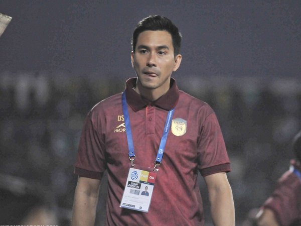 COO Rans Nusantara FC, Darius Sinathrya