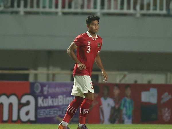 Pemain muda Persija Jakarta, Muhammad Ferarri saat melakoni debut bersama timnas Indonesia