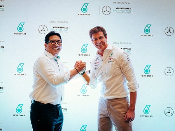 Mercedes, Petronas