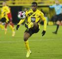 Negosiasi Macet, Dortmund Kian Sulit Perpanjang Kontrak Youssoufa Moukoko