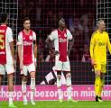 Dibantai 1-6, Pemain Ajax Amsterdam Tolak Bertukar Seragam dengan Napoli