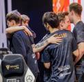Fnatic dan JD Gaming Petik Kemenangan Kedua di Fase Grup Worlds 2022