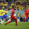Neymar Sanjung Casemiro Usai Cetak Gol Kemenangan Brasil atas Swiss
