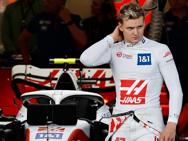 Damon Hill lihat Mick Schumacher tidak bisa tampil lepas selama F1 2022.
