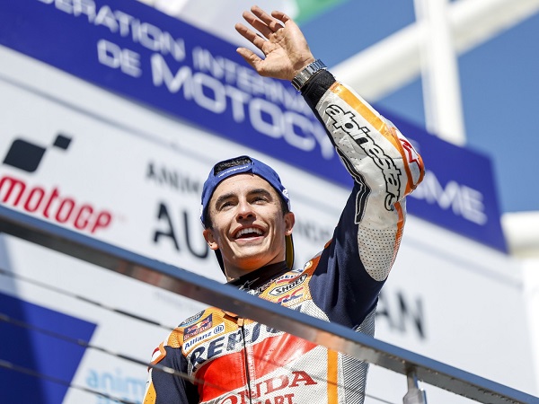 Jorge Lorenzo sanjung Marc Marquez yang tangguh.