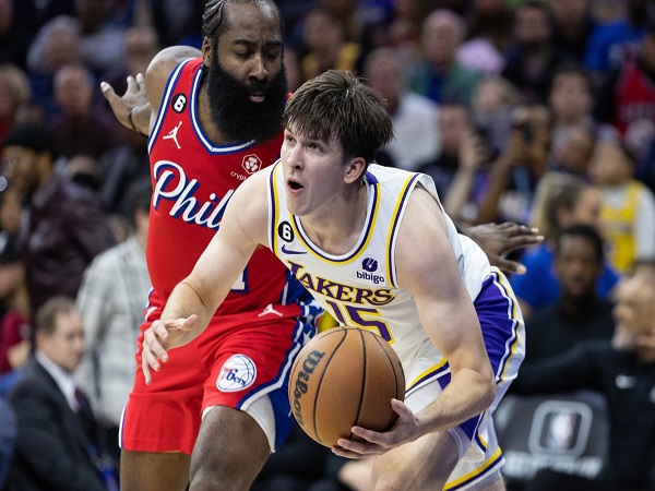 Austin Reaves kesal gagal bantu Lakers menang di markas 76ers.