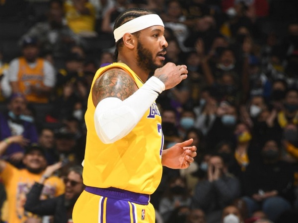 New York Knicks enggan tampung Carmelo Anthony karena kemampuan defense yang buruk.