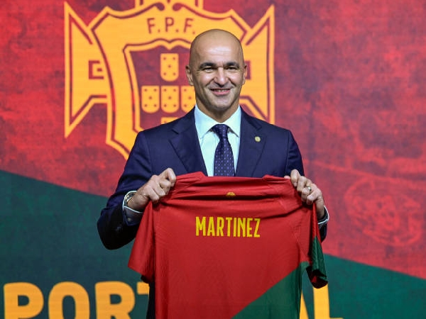 Roberto Martinez akan memimpin tim nasional Portugal