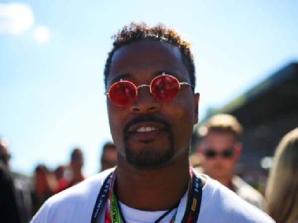 Patrice Evra Sebut Wout Weghorst Mirip Olivier Giroud