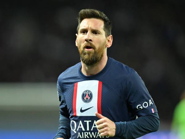 Messi Ragu Tanda Tangani Kontrak Baru dengan PSG