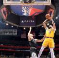 Anthony Davis Kembali, Lakers Atasi Perlawanan Spurs