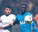 Menit Bermain Kurang, Davinson Sanchez Isyaratkan Hengkang Dari Tottenham
