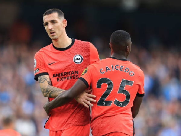 Lewis Dunk dan Moises Caicedo