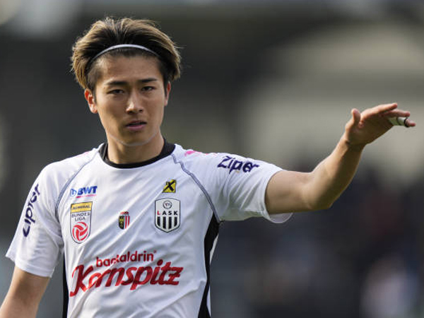 Liverpool Pantau Pemain Sayap Jepang yang Bermain di Austria