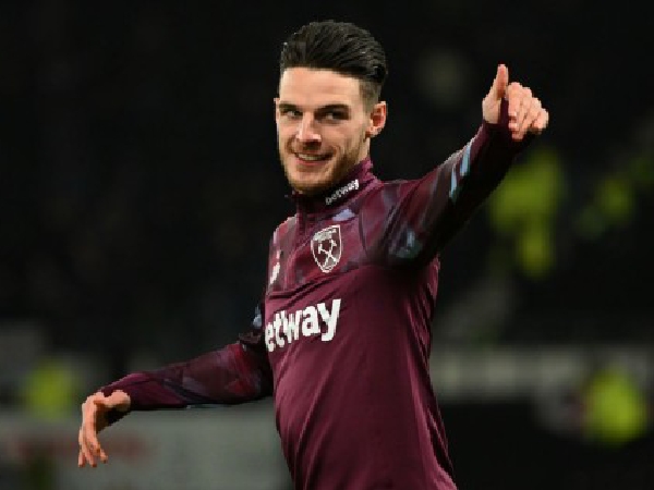 Man United Pernah Tawar Declan Rice Sebesar 100 Juta Pound