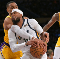 Ganti Plan B, Los Angeles Lakers Mulai Diskusi Trade Dengan Utah Jazz