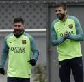 Gerard Pique Ikut Komentari Masa Depan Lionel Messi
