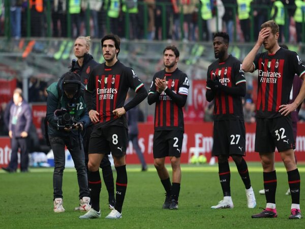 AC Milan diklaim perlu melakukan perubahan besar-besaran pada musim panas besok, apabila klub gagal menyegel empat besar Serie A musim ini / via Getty Images