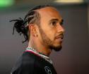 Lewis Hamilton Beri Klu Akan Bertahan Dengan Mercedes