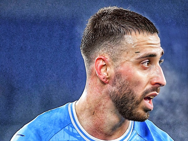 Defender terpinggirkan Lazio