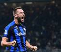 Stefan De Vrij Setuju Tetap Bertahan Bersama Inter Milan Hingga 2025