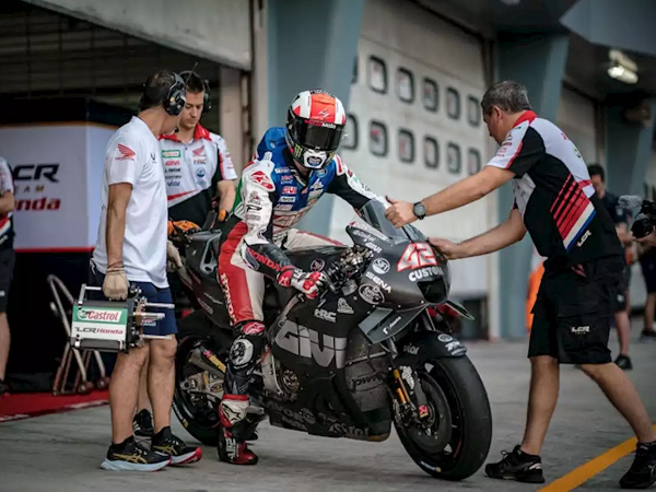 Alex Rins dapat lampu hijau untuk pakai sasis motor Marquez di GP Argentina.