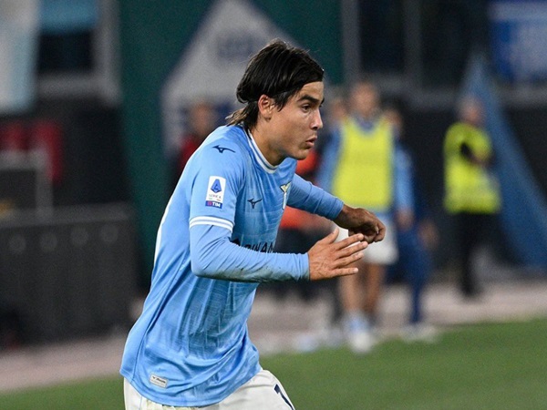 Penyerang muda Lazio