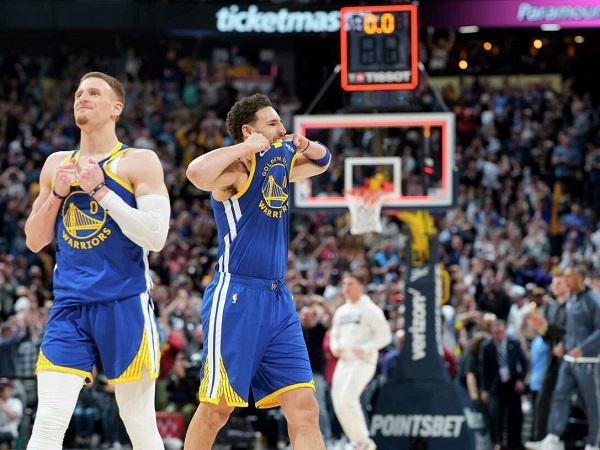 Steve Kerr nilai Warriors layak kalah saat bertandang ke markas Nuggets.