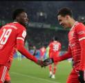 Petinggi Bayern Punya Cara Unik Bahas Kontrak Baru Jamal Musiala dan Davies
