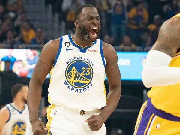 Steve Kerr puji Draymond Green yang step up di game 5 versus Lakers.