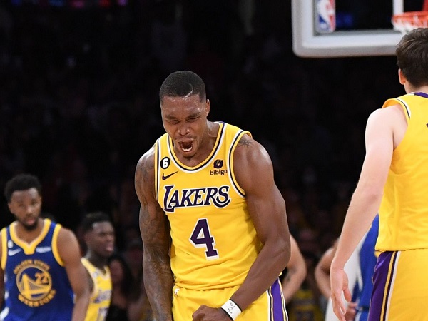 Stephen Curry Beri Pesan Unik Untuk Lonnie Walker IV | Liga Olahraga