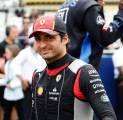 Dikaitkan dengan Audi, Carlos Sainz: Saya Terikat Kontrak di Ferrari