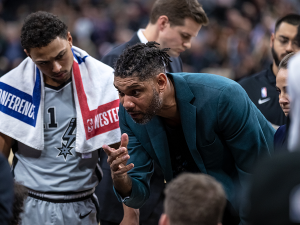 Tim Duncan diharapkan bisa bantu Victor Wembanyama jadi pemain lebih solid.