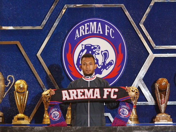 Pemain Anyar Arema FC, Dicky Agung Setiawan resmi diperkenalkan ke publik