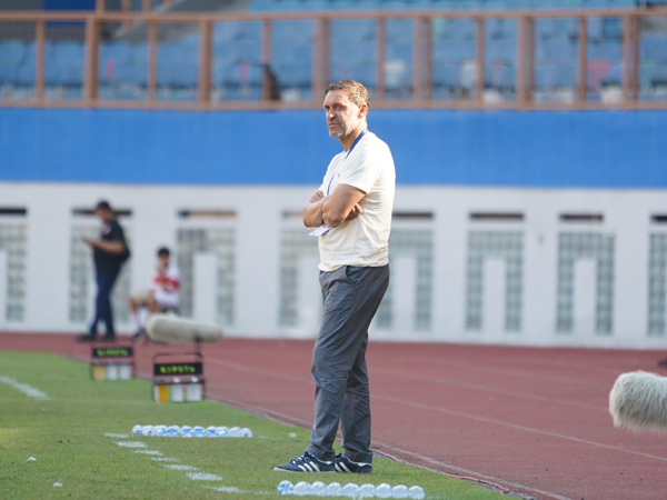 Pelatih Persija Jakarta, Thomas Doll segera pimpin latihan timnya